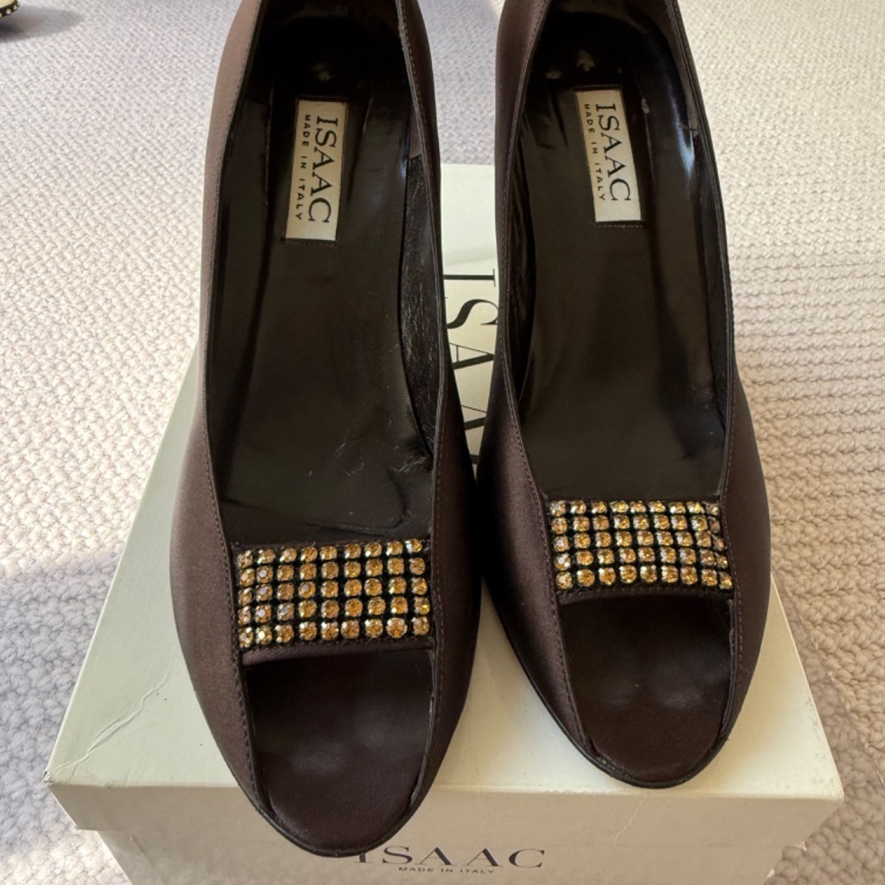 Isaac "Venetia" Brown Satin Pumps